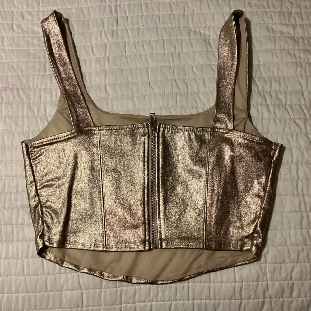 Metallic Gold Top - Picture 2 of 5